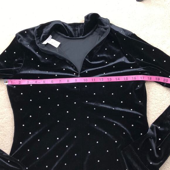 H&M: Quarter Zip Velvet Rhinestoned sweatshirt - Picture 3 of 4